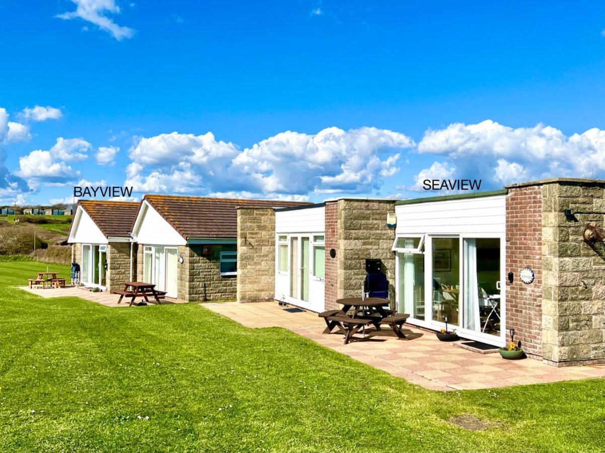 Seaview Self-Catering Coastal Bungalow In Rural West Wight Фрешвотер Екстер'єр фото